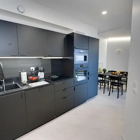 Location In Tampere! Modern Apartment, 2rooms, Kitchen And Balcony Daire *