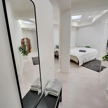 Location In Tampere! Modern Apartment, 2rooms, Kitchen And Balcony Daire *