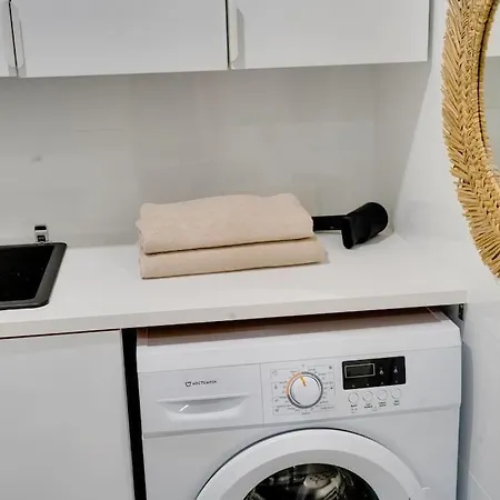 Location In Tampere! Modern Apartment, 2rooms, Kitchen And Balcony 公寓 坦佩雷