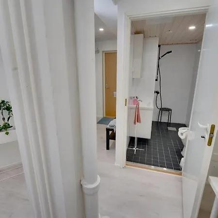 Apartment Location In Tampere! Modern Apartment, 2rooms, Kitchen And Balcony