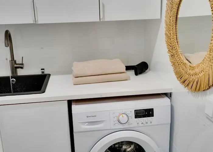 Location In Tampere! Modern Apartment, 2rooms, Kitchen And Balcony Daire Tampere