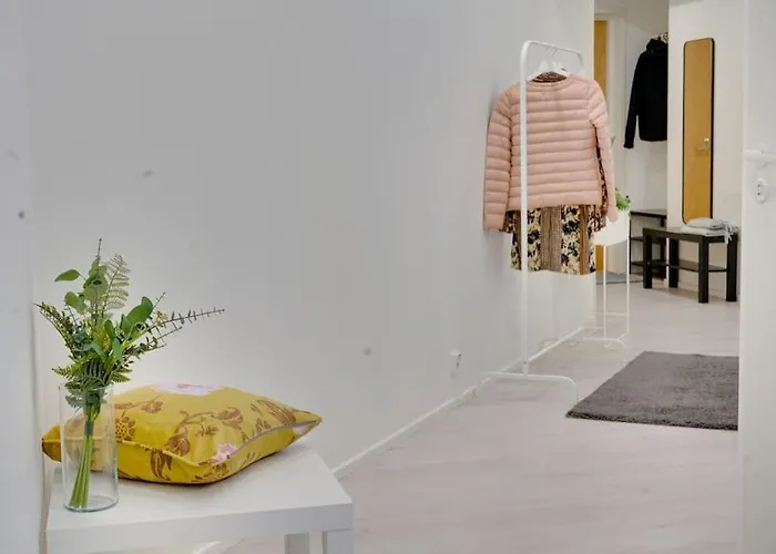 Location In Tampere! Modern Apartment, 2rooms, Kitchen And Balcony *