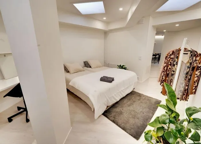 Location In Tampere! Modern Apartment, 2rooms, Kitchen And Balcony