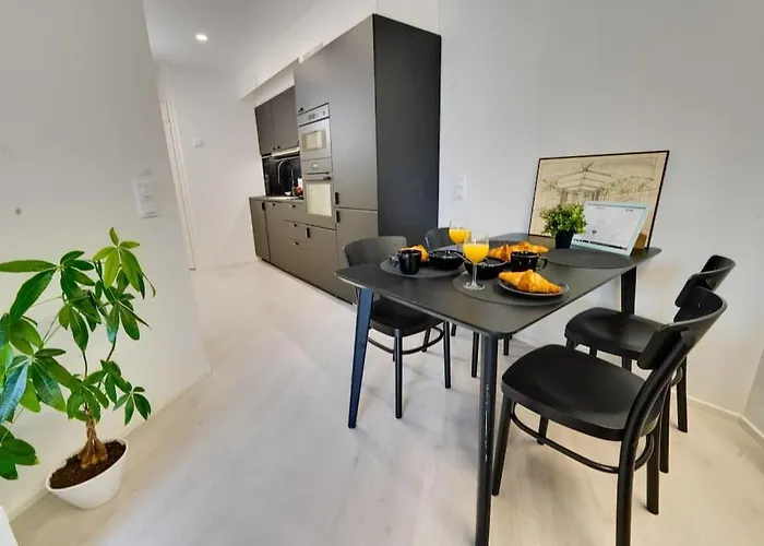 Location In Tampere! Modern Apartment, 2rooms, Kitchen And Balcony Daire *